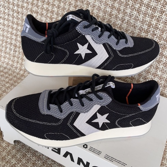 Converse Thunderbolt OX Black/Egret/Winter White MEN`S - Picture 11 of 16